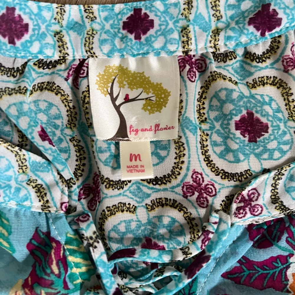 FIG AND FLOWER Boho Sheer Top EUC - Picture 7 of 8
